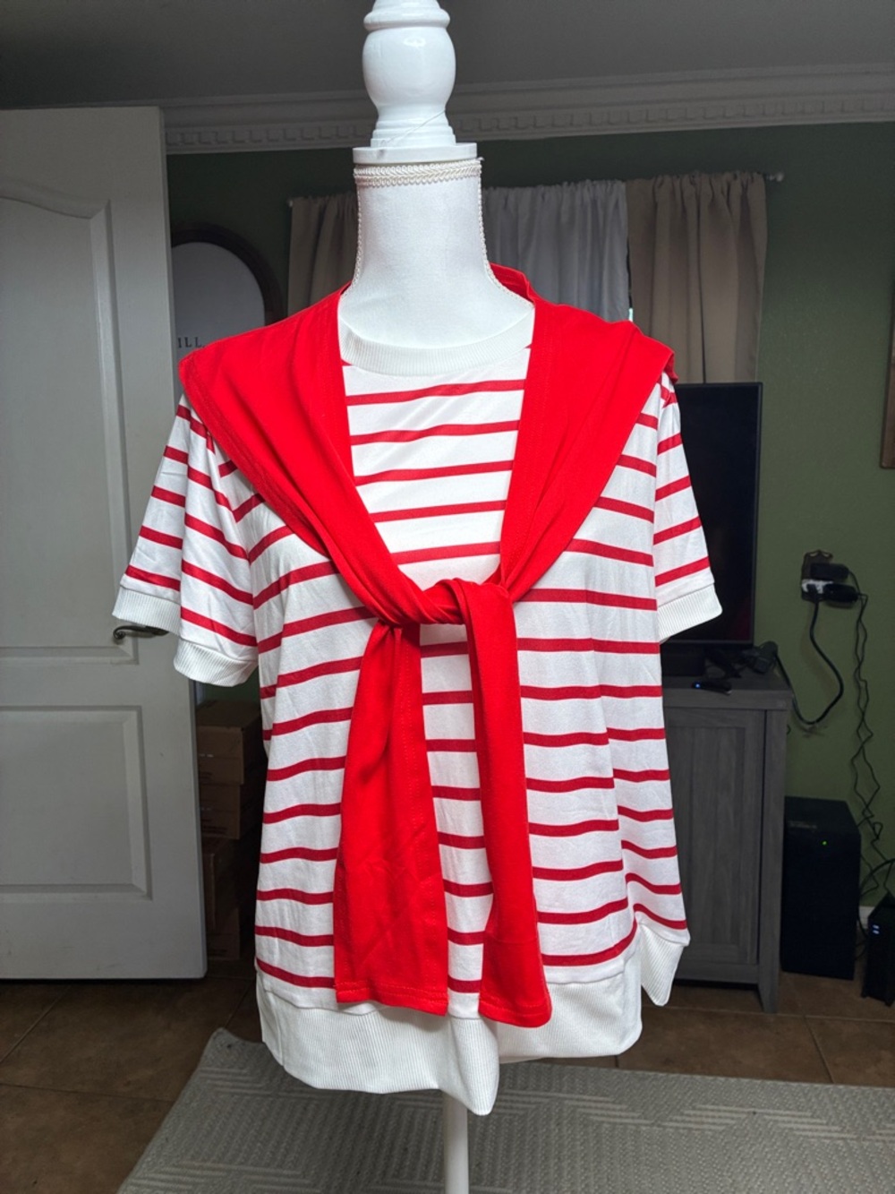 SHEIN Red and White Striped Short Sleeve Top with Knit Tie